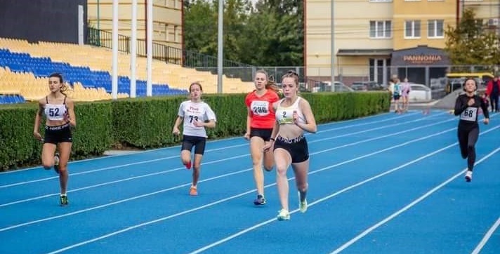 Знову на п’єдесталі